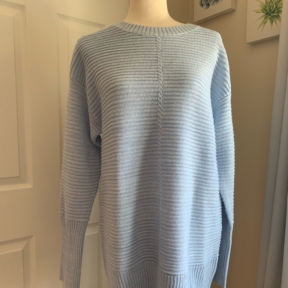 EUC Womens Nine West Sweater Light Blue with Silver Size Large